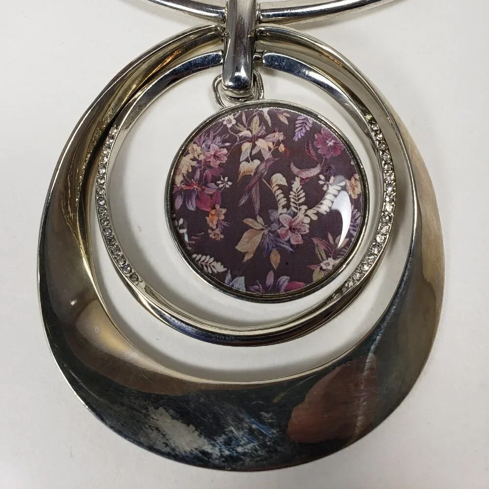 Multi Hoops Flower Pendant Statement Necklace - Polished Silver tone